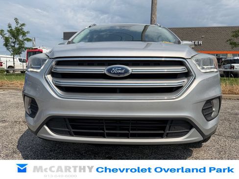 Used 2017 Ford Escape Titanium w/ Equipment Group 301A AWD/4WD image 8
