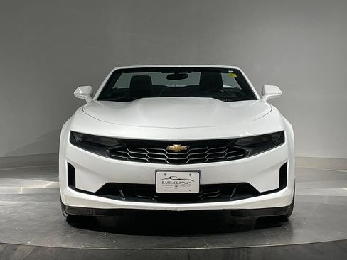 Used 2019 Chevrolet Camaro LT RWD image 3