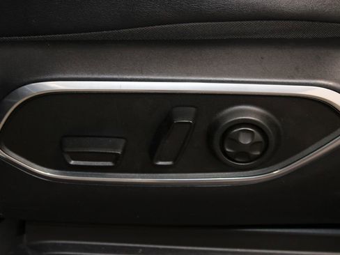 Used 2024 Jeep Wagoneer Series II AWD/4WD image 22