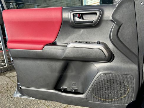 Used 2023 Toyota Tacoma SR5 image 22