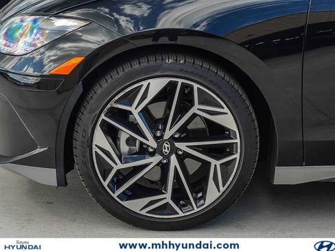 Used 2024 Hyundai Ioniq 6 SEL RWD image 10