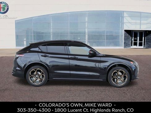 New 2025 Alfa Romeo Stelvio Sprint image 7