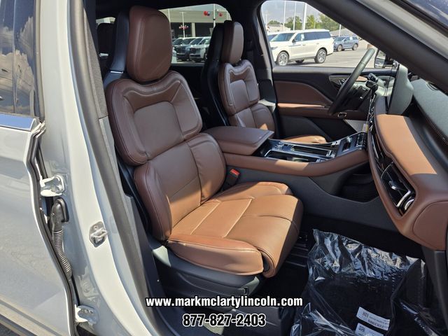 New 2027 Lincoln Aviator Reserve w/ Luxury Package AWD/4WD image 14