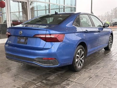 Used 2024 Volkswagen Jetta S image 4