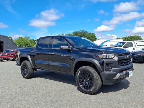 Used 2024 Chevrolet Colorado Trail Boss AWD/4WD image 1