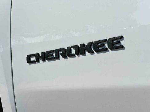 New 2026 Jeep Cherokee Laredo AWD/4WD image 15
