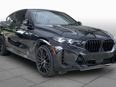 Used 2024 BMW X6 xDrive40i w/ Premium Package AWD/4WD image 3