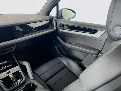 New 2026 Porsche Cayenne AWD/4WD image 26