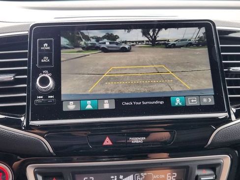 Used 2025 Honda Ridgeline Black Edition image 17