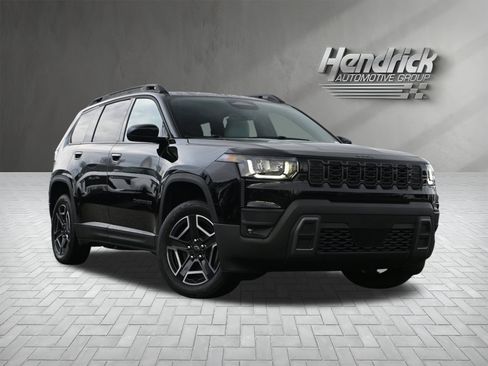 New 2026 Jeep Cherokee Laredo image 2
