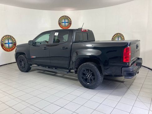Used 2022 Chevrolet Colorado Z71 w/ Z71 Midnight Edition AWD/4WD image 22