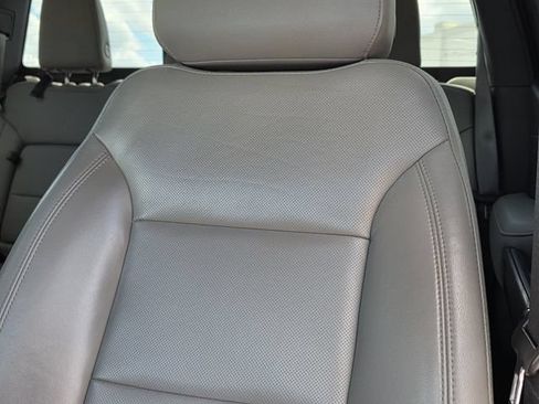 Used 2019 GMC Sierra 1500 SLT w/ SLT Convenience Package AWD/4WD image 15
