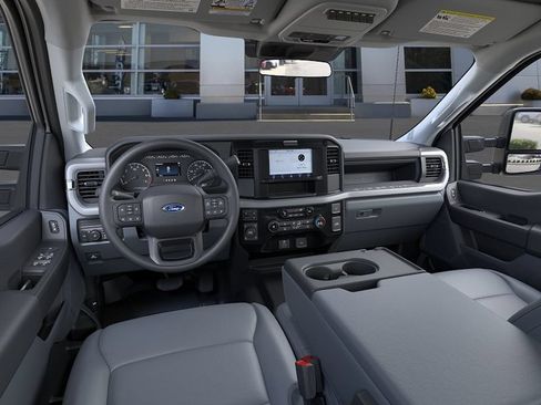 New 2026 Ford F250 XL w/ XL Chrome Package AWD/4WD image 9