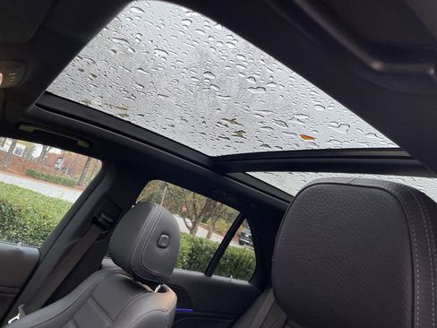 Certified 2024 Mercedes-Benz GLE 450 4MATIC image 21