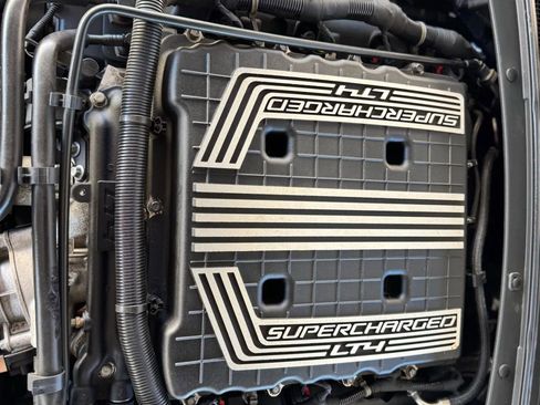 Used 2018 Chevrolet Camaro ZL1 image 13