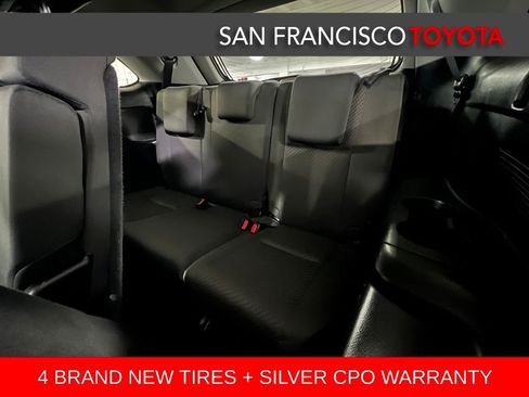 Certified 2017 Toyota Highlander LE image 18