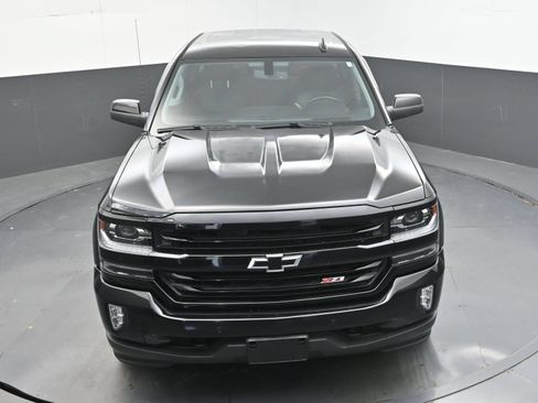 Used 2018 Chevrolet Silverado 1500 LTZ Z71 w/ LTZ Plus Package AWD/4WD image 29
