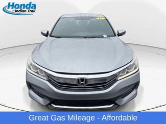 Used 2017 Honda Accord Sport video 2