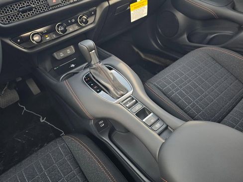New 2026 Honda HR-V Sport image 18