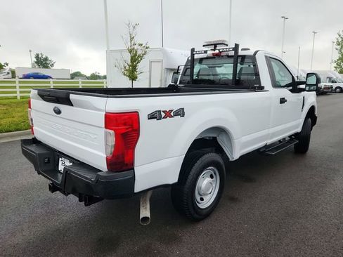 Used 2022 Ford F250 XL w/ Power Equipment Group AWD/4WD image 9