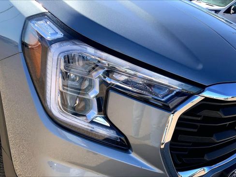 Used 2024 GMC Terrain SLE image 35