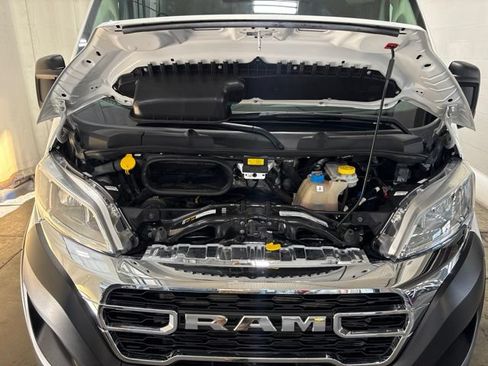 Used 2025 RAM ProMaster 2500 w/ U-Haul Equipment Group FWD image 9