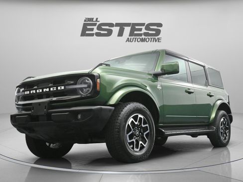 Used 2025 Ford Bronco Outer Banks AWD/4WD image 30