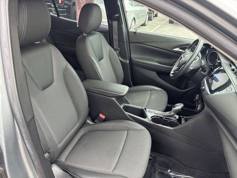 Used 2023 Buick Encore GX Preferred w/ Cold Weather Comfort Package AWD/4WD image 23
