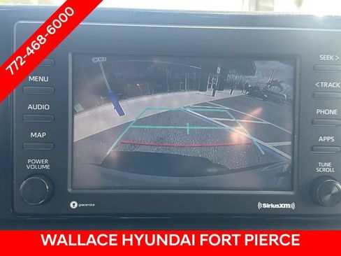 Used 2020 Toyota RAV4 XLE AWD/4WD image 29