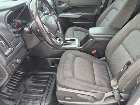Used 2022 Chevrolet Colorado LT w/ Fleet Safety Package RWD image 14