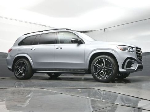 Used 2026 Mercedes-Benz GLS 450 4MATIC image 34