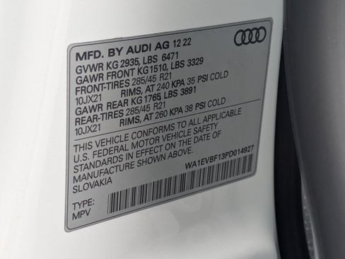 Used 2023 Audi Q8 Premium Plus w/ Premium Plus Package AWD/4WD image 28