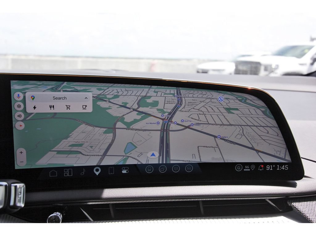 New 2027 Cadillac Optiq Luxury AWD/4WD image 18