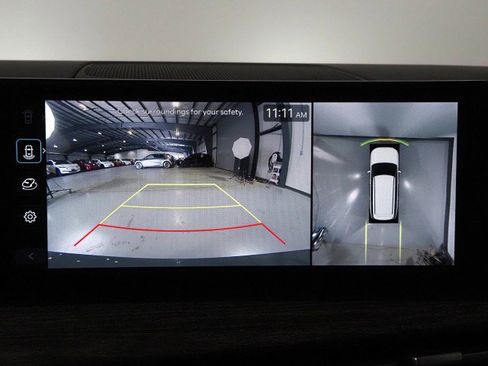 Used 2025 Hyundai Santa Fe Limited image 30