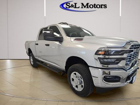 New 2026 RAM 2500 Tradesman AWD/4WD image 2