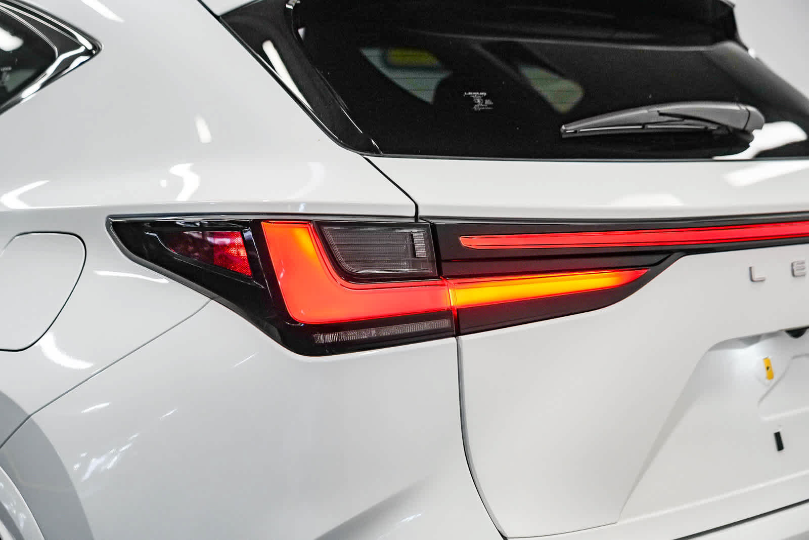 Used 2026 Lexus NX 450h+ F Sport AWD/4WD image 11