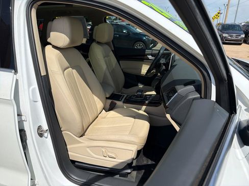 Used 2018 Audi Q5 2.0T Premium Plus w/ Premium Plus Package AWD/4WD image 23