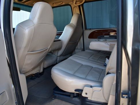 Used 2004 Ford F350 Lariat image 20