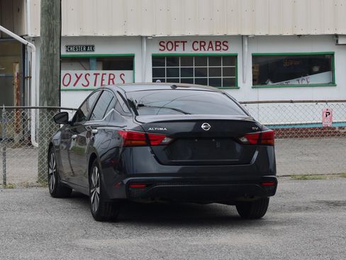 Used 2021 Nissan Altima 2.5 SV FWD image 6