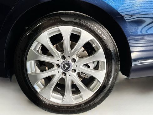 Used 2019 Mercedes-Benz E 300 image 30