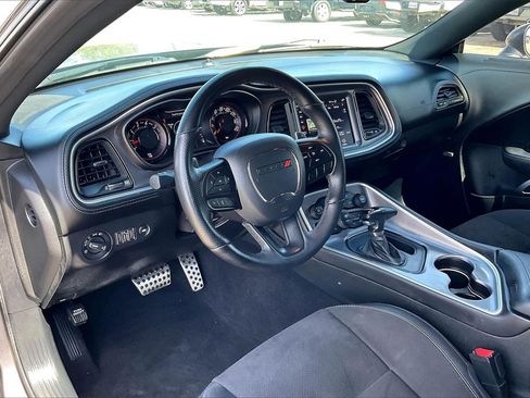 Used 2022 Dodge Challenger R/T w/ Plus Package image 12