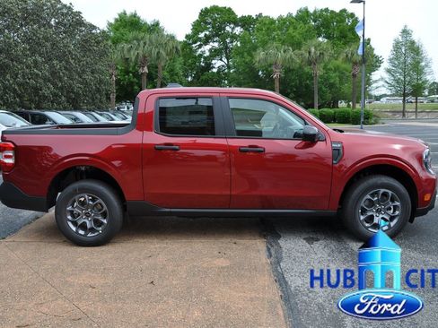 New 2026 Ford Maverick XLT w/ XLT Luxury Package FWD image 6