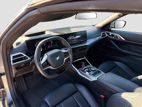 Used 2025 BMW 430i Convertible image 23