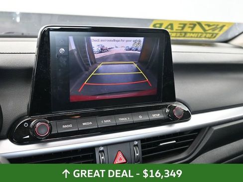 Used 2024 Kia Forte LXS image 29