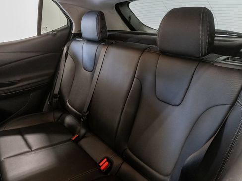 Used 2024 Buick Encore GX Sport Touring FWD image 22