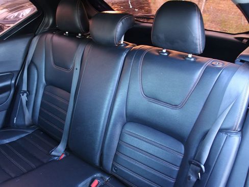 Used 2020 Nissan Kicks SR w/ SR Premium Package FWD image 9