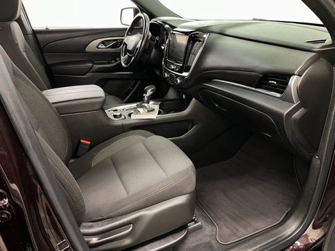 Certified 2022 Chevrolet Traverse LT image 38