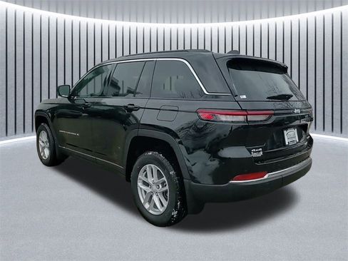 New 2025 Jeep Grand Cherokee Laredo X w/ Luxury Tech Group I image 12