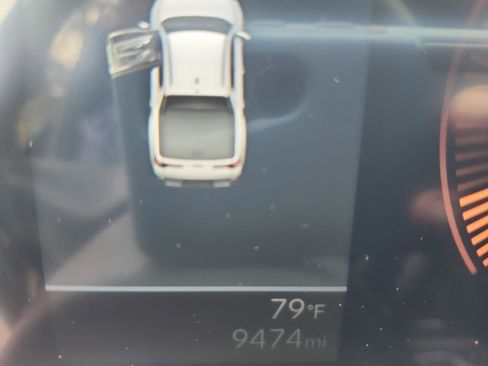 Certified 2025 Hyundai Santa Cruz SE FWD image 25