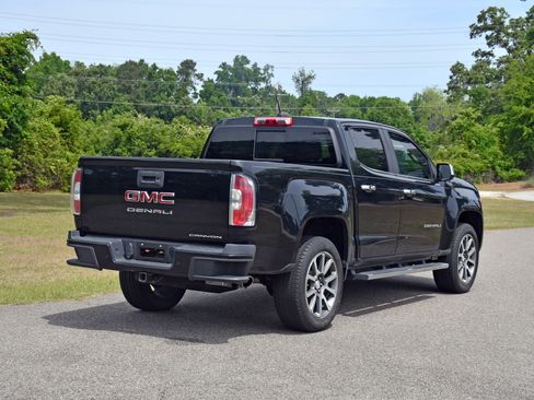 Used 2021 GMC Canyon Denali RWD image 4